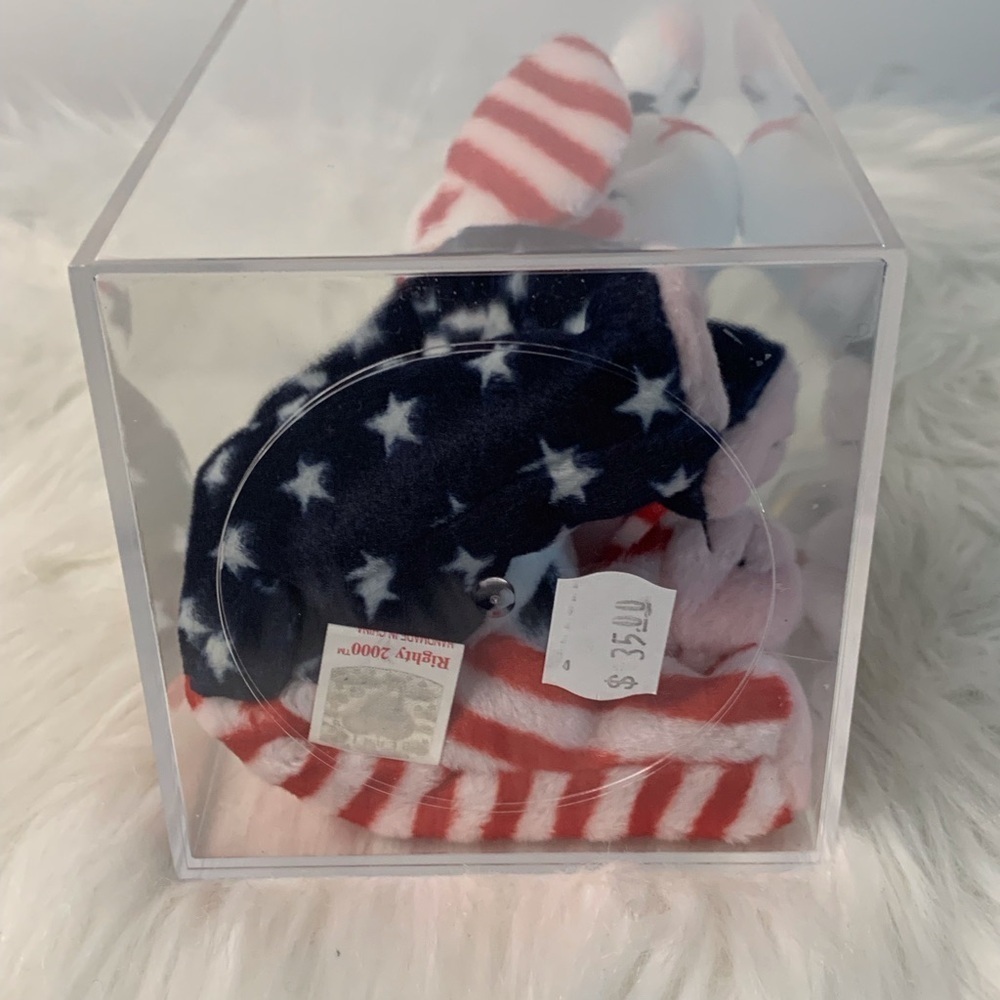 Ty (13) Righty 2000 Red and White Stuffed Animal Plush Toy - Picture 15 of 15